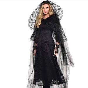 DARK SIDE 🖤BLACK🖤 LACE HOODED COSTUME CAPE ONE SIZE FITS MOST 🌟NWT🌟